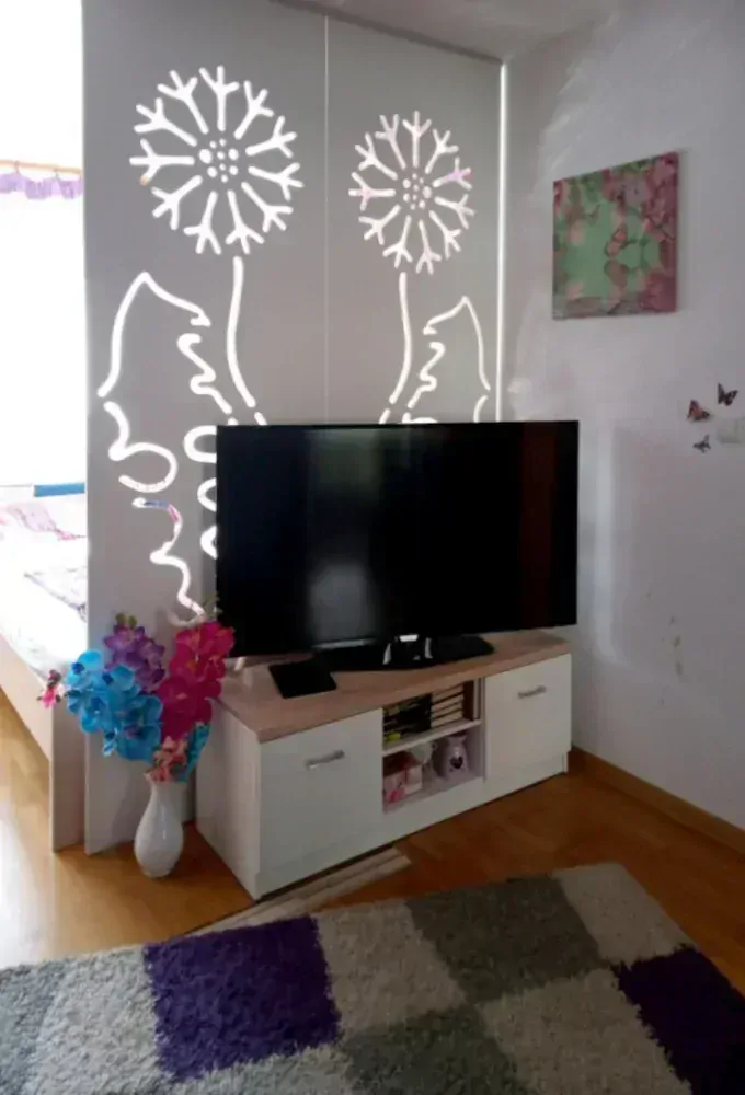 Deliaca stena Púpava