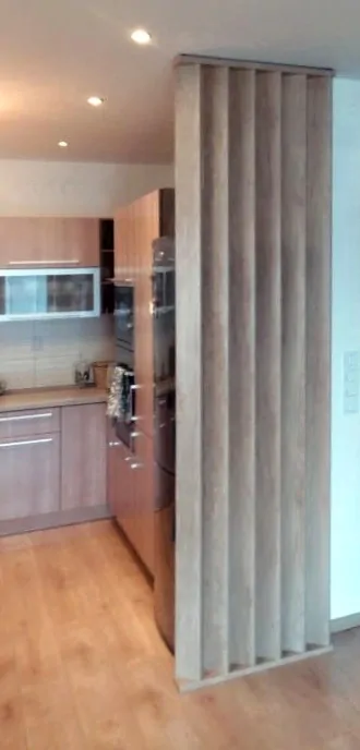 Deliaca stena Lamely Bold šikmé - hrubšie lamely