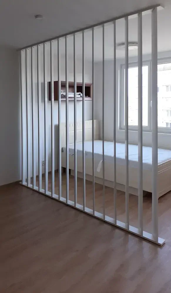 Deliaca stena Lamely otočné - prispôsobia sa Vám