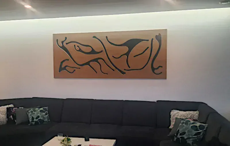 Deliaca stena Abstrakt- len pre priaznivcov