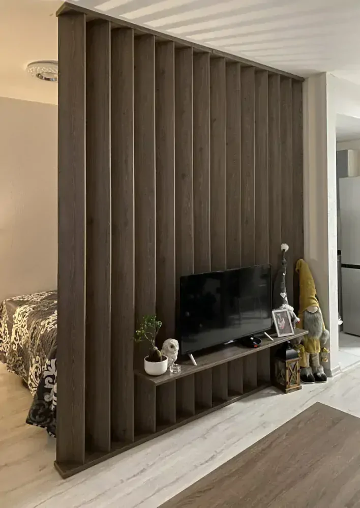 Deliaca stena Lamely - moderný vzhľad